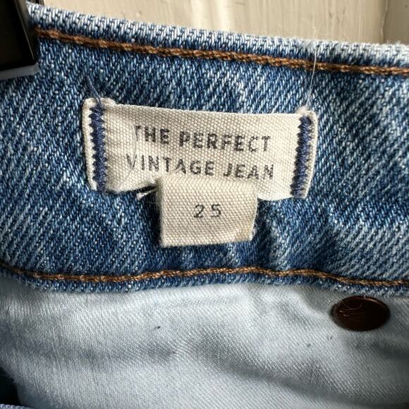 Madewell The Perfect Vintage Jean in Banner Wash - Picture 9 of 10